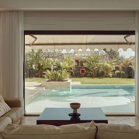 リゾート Alondra