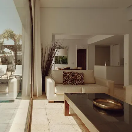 Alondra リゾート